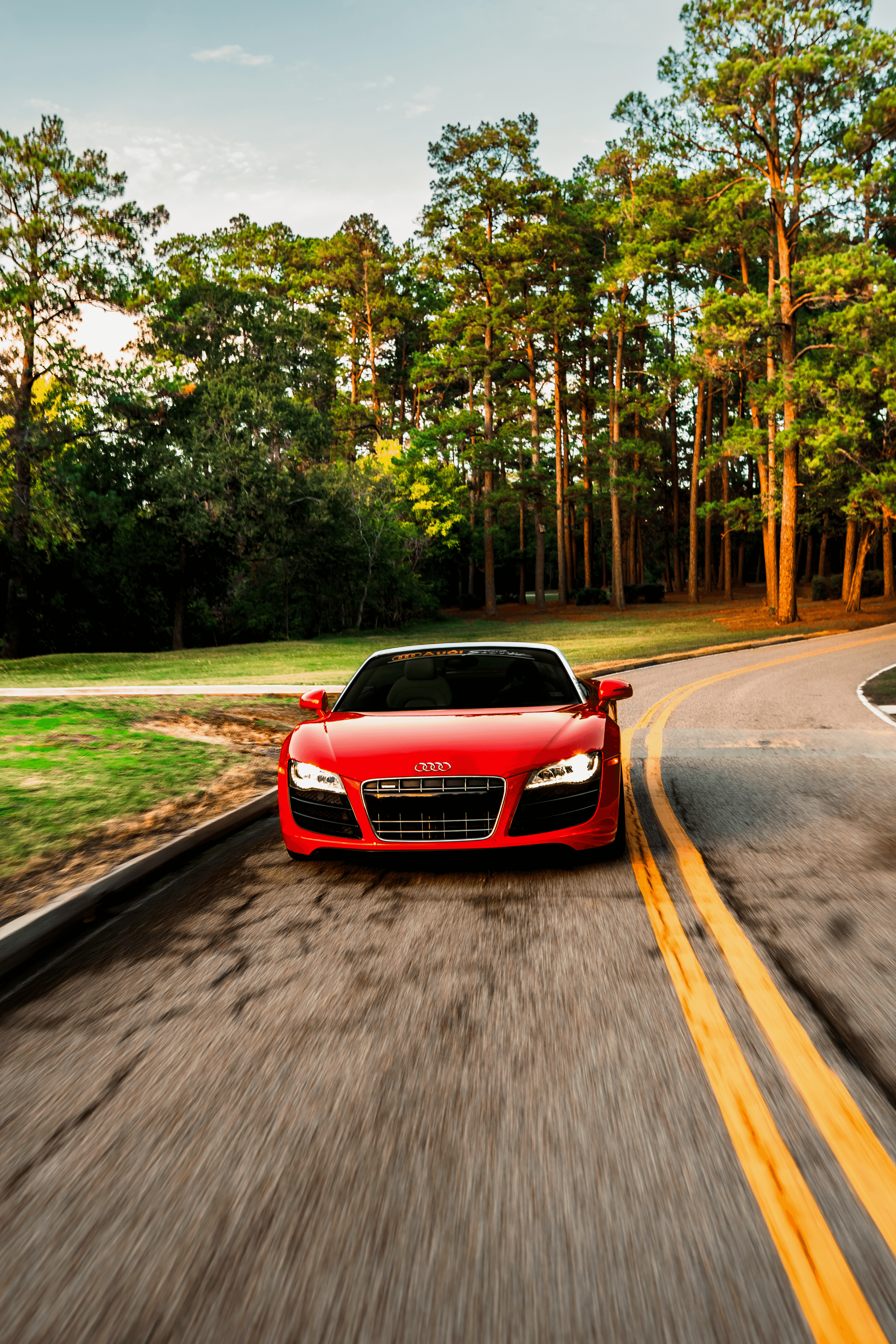 Audi R8 Front